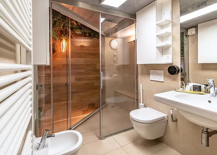 Haven Loft - Private Spa, Parking & Jacuzzi Apartmán