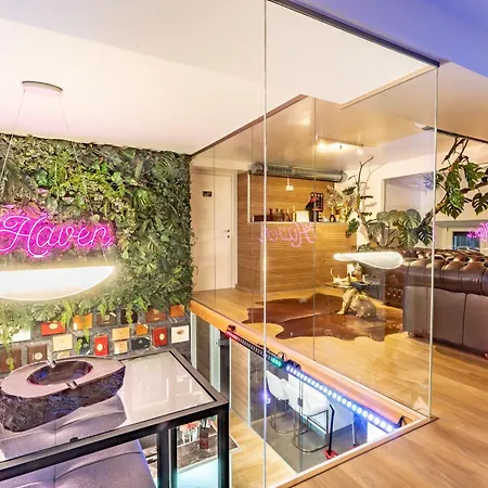 Luxe & Haven - Jacuzzi, Sauna, Steam, Private Parking Como