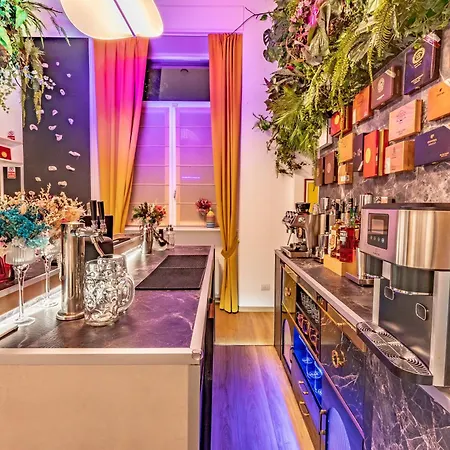 Luxe & Haven - Jacuzzi, Sauna, Steam, Private Parking Côme