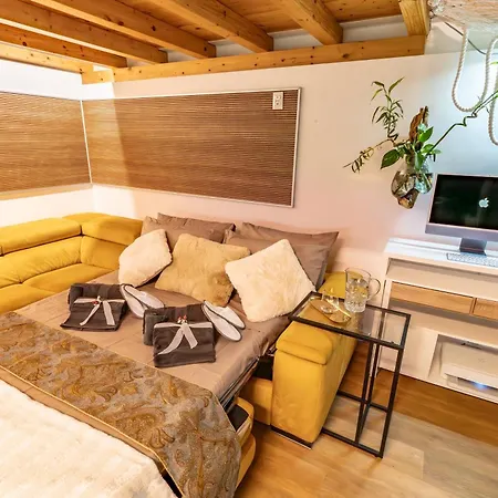 Luxe & Haven - Jacuzzi, Sauna, Steam, Private Parking