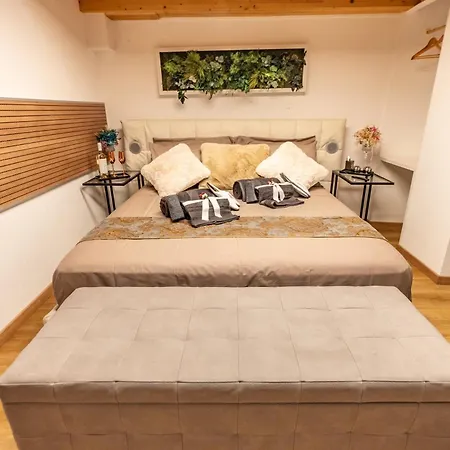 Apartamento Luxe & Haven - Jacuzzi, Sauna, Steam, Private Parking *
