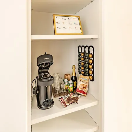 Luxe & Haven - Jacuzzi, Sauna, Steam, Private Parking Como