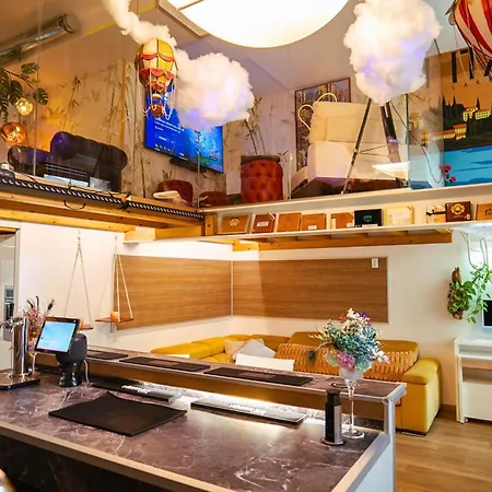 Apartment Haven Loft - Private Spa, Parking & Jacuzzi