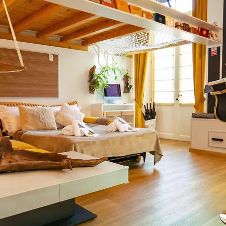Haven Loft - Private Spa, Parking & Jacuzzi * Como