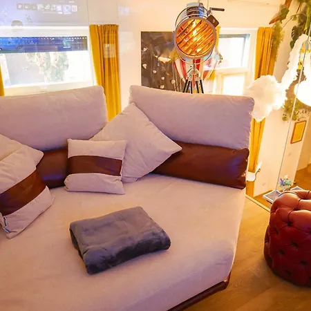Haven Loft - Private Spa, Parking & Jacuzzi Комо