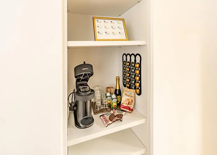 Luxe & Haven - Jacuzzi, Sauna, Steam, Private Parking Como