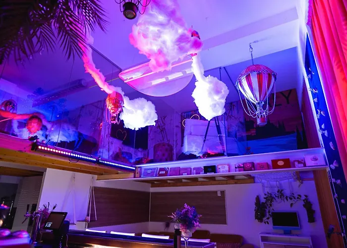 Apartment Luxe & Haven - Jacuzzi, Sauna, Steam, Private Parking