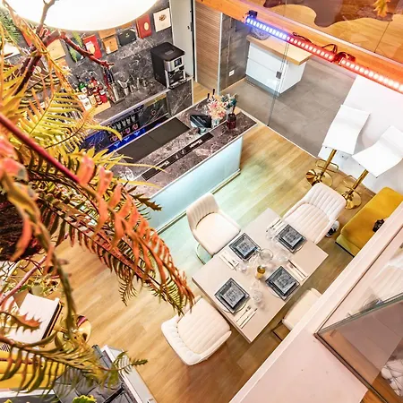 شقة Luxe & Haven - Jacuzzi, Sauna, Steam, Private Parking