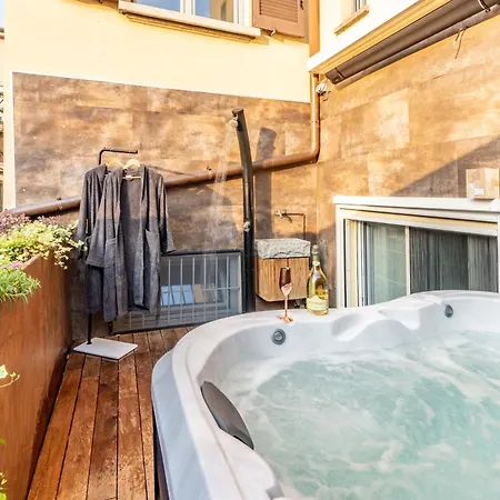 Luxe & Haven - Jacuzzi, Sauna, Steam, Private Parking *