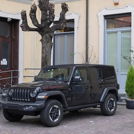 Luxe & Haven - Jacuzzi, Sauna, Steam, Private Parking Como