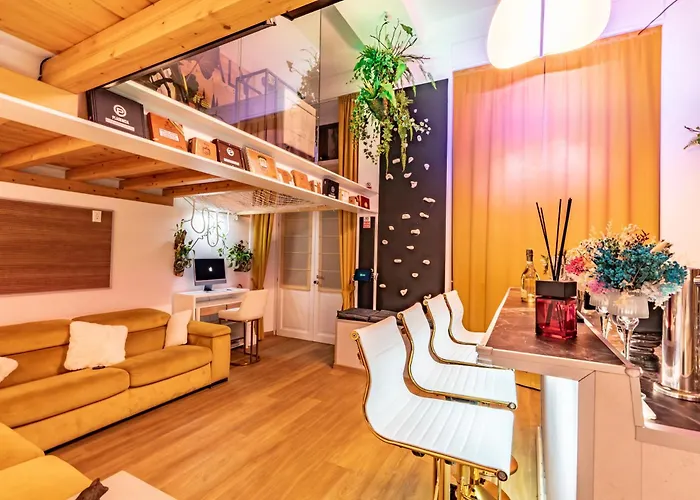 Luxe & Haven - Jacuzzi, Sauna, Steam, Private Parking Apartment Como