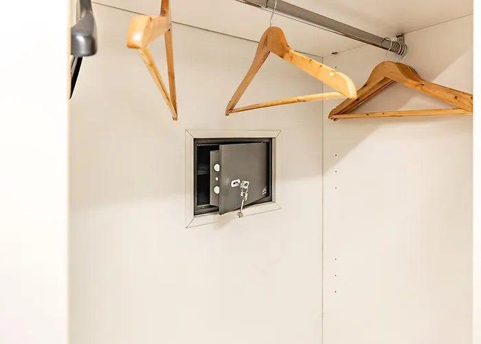 公寓 Haven Loft - Private Spa, Parking & Jacuzzi 科莫