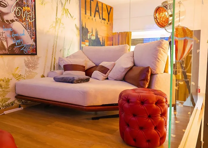 Luxe & Haven - Jacuzzi, Sauna, Steam, Private Parking *