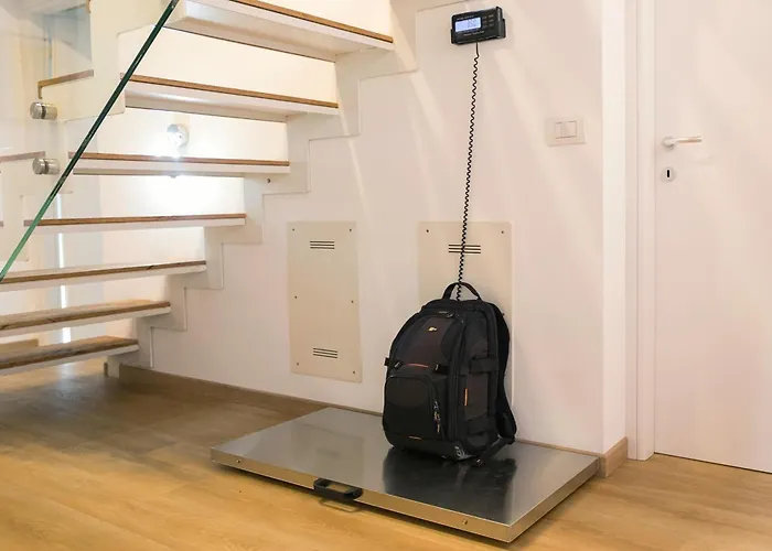 Luxe & Haven - Jacuzzi, Sauna, Steam, Private Parking Apartment *