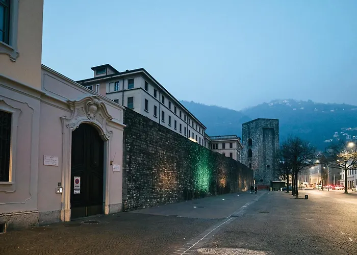 Haven Loft - Private Spa, Parking & Jacuzzi 公寓