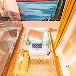 Apartment Haven Loft - Private Spa, Parking & Jacuzzi Como